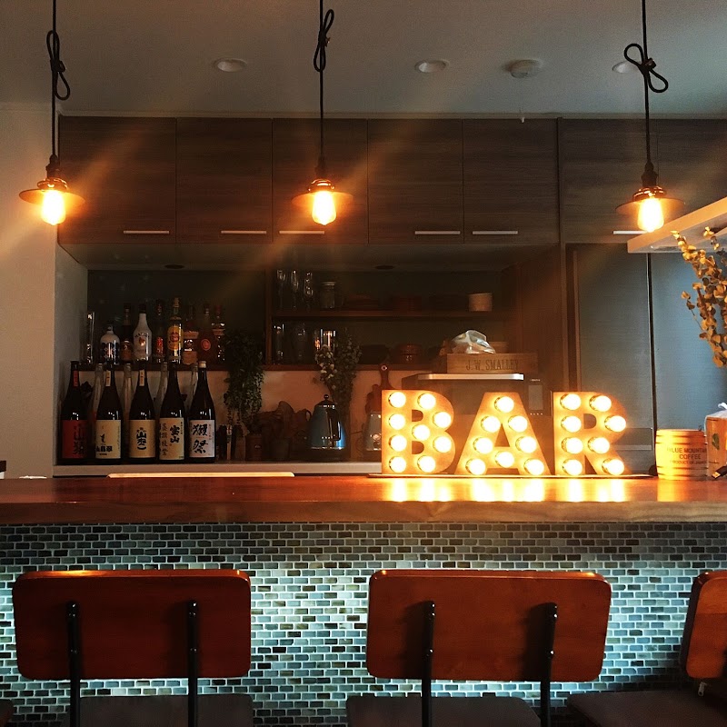 石垣島 コワーキングスペース 730 Work Life Cafe