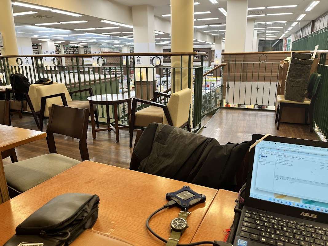 タリーズコーヒー フタバ図書MEGA中筋店