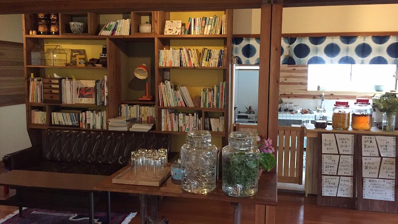 Tekara Café - テカラ・カフェ