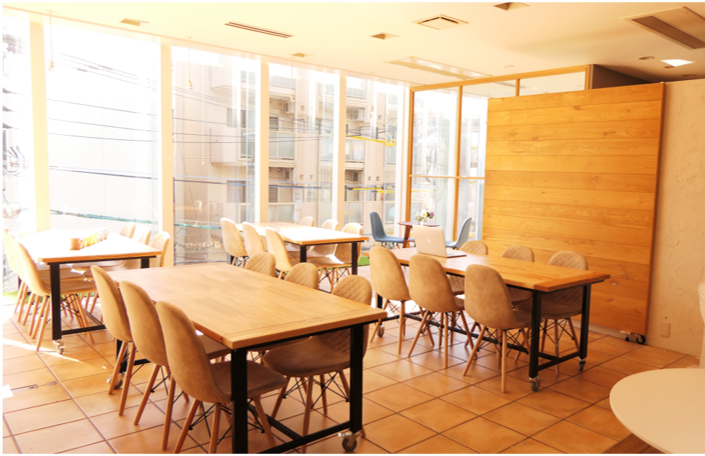 コミュニティスペース・ウィズスクエア（福岡店）