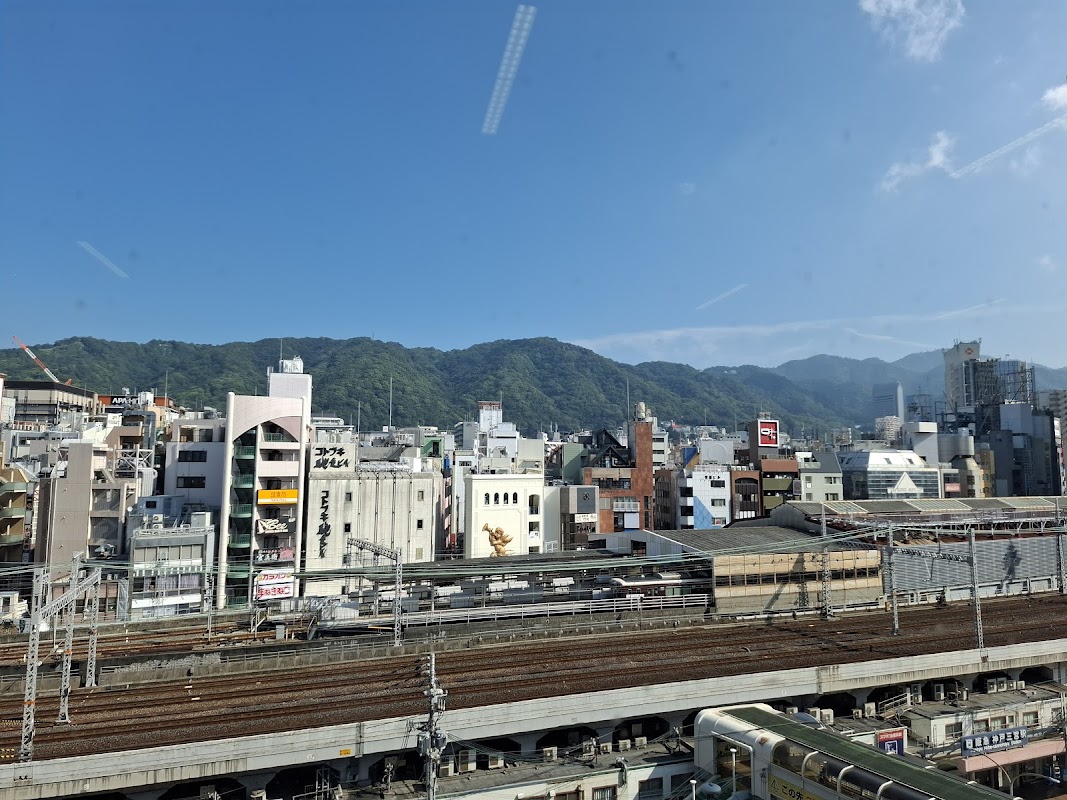 スペースアルファ三宮