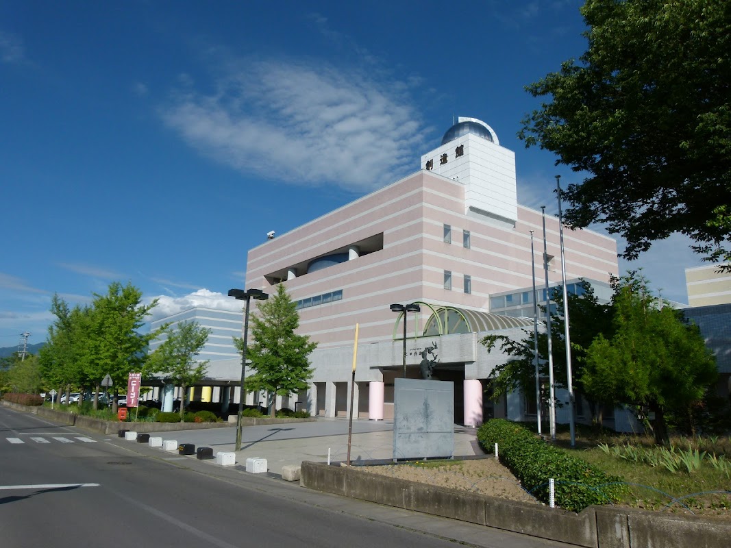 上田創造館