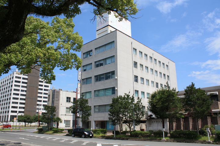 ビズ・スクエアよっかいち