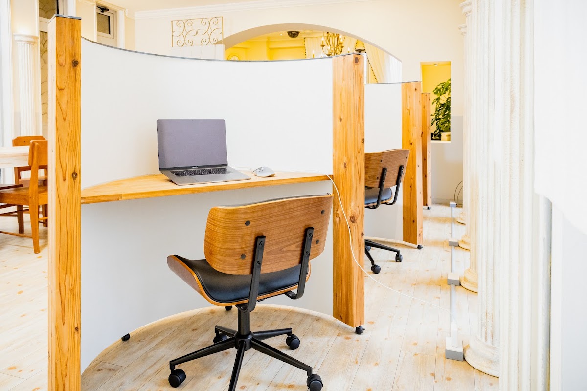 Co×Co works 佐野新都市（ココワークス）