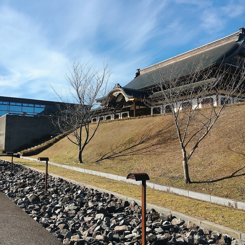 E-RISE四季の森複合施設