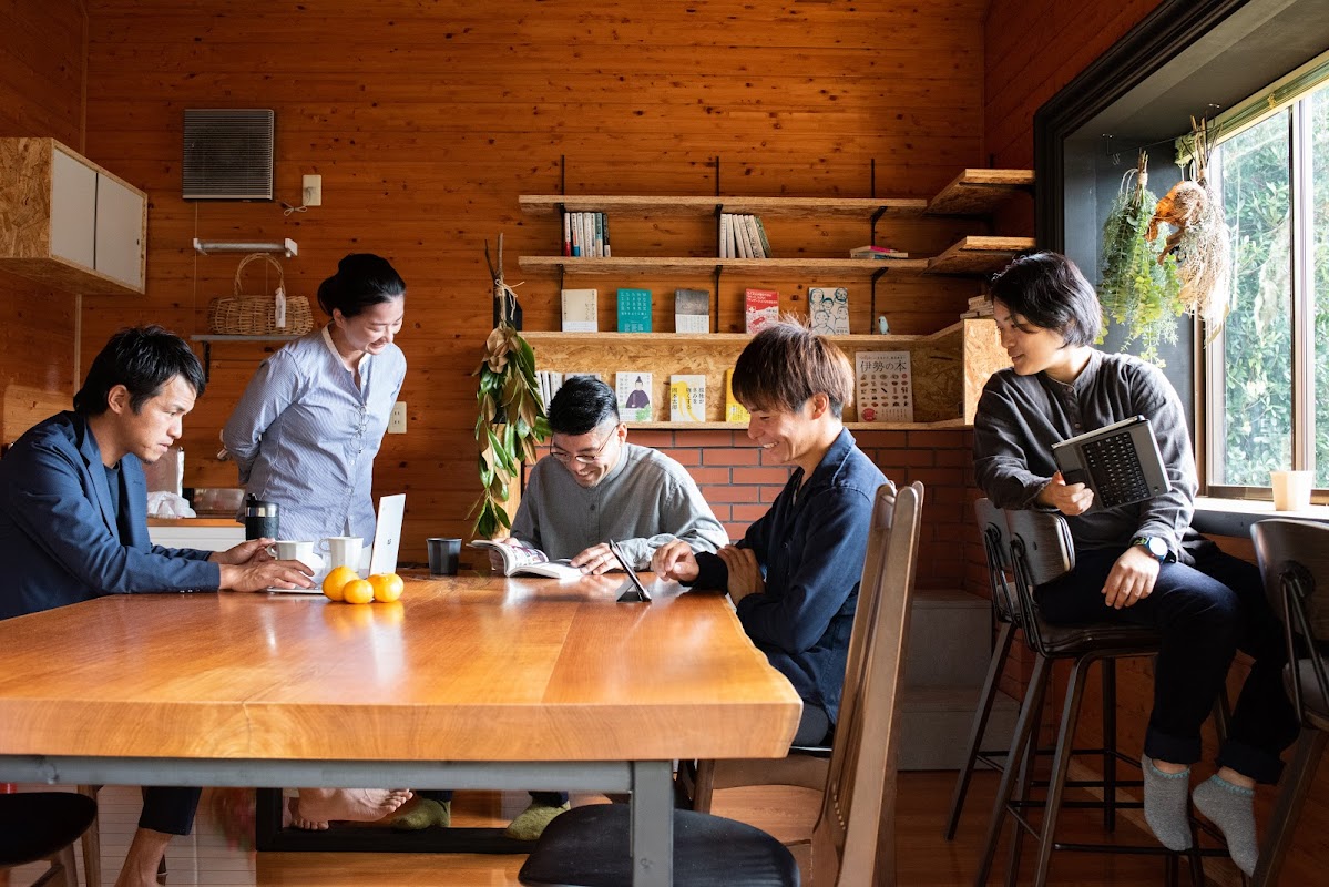 しごとば油屋 ii むすび目 Co-working事務所