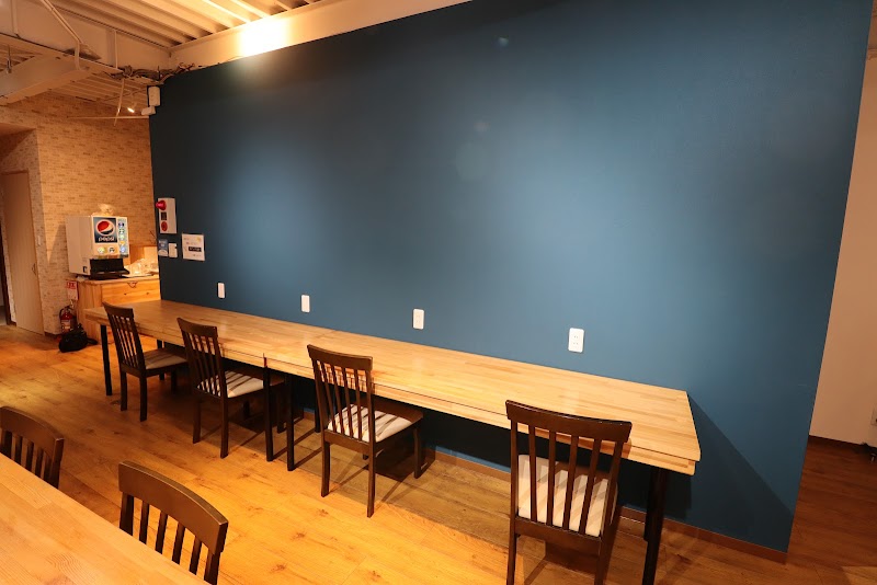 コワーキングスペース 秘密基地中津