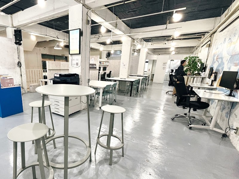 コワーキングスペース KSA Works