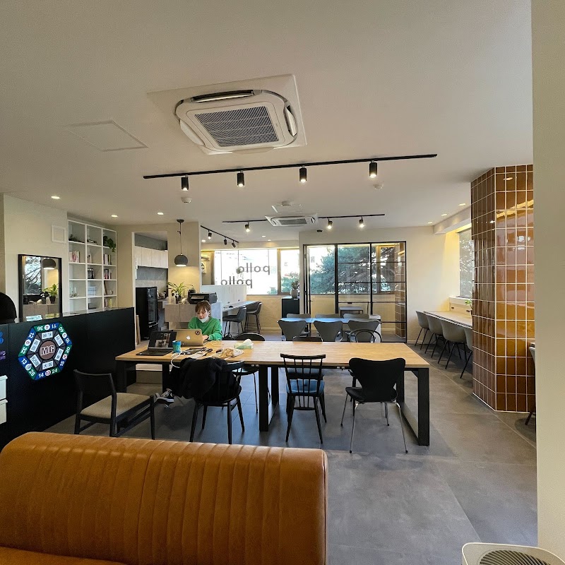コワーキングスペース pollo pollo （コワーキングスペース ポロポロ）