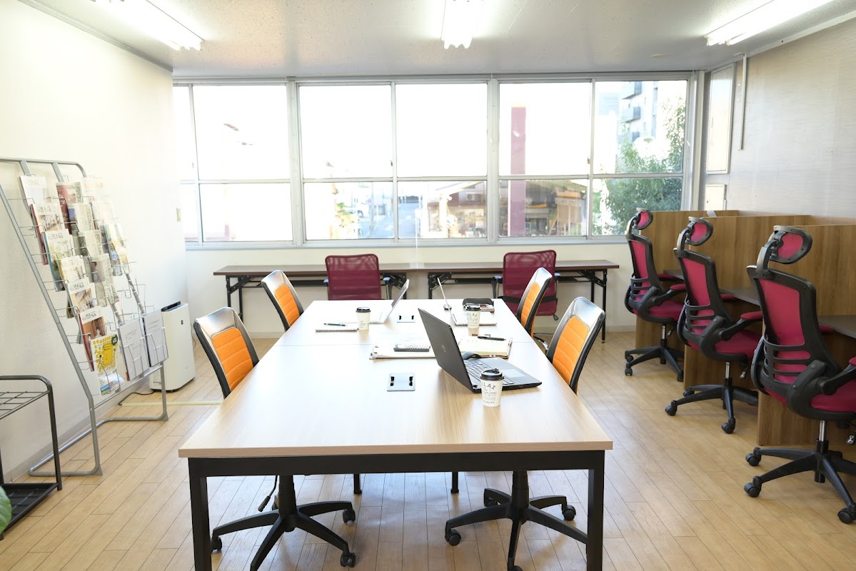 コワーキングスペースクリラボ