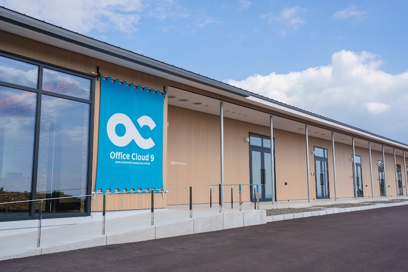 Office Cloud 9（コワーキングスペース/貸会議室）