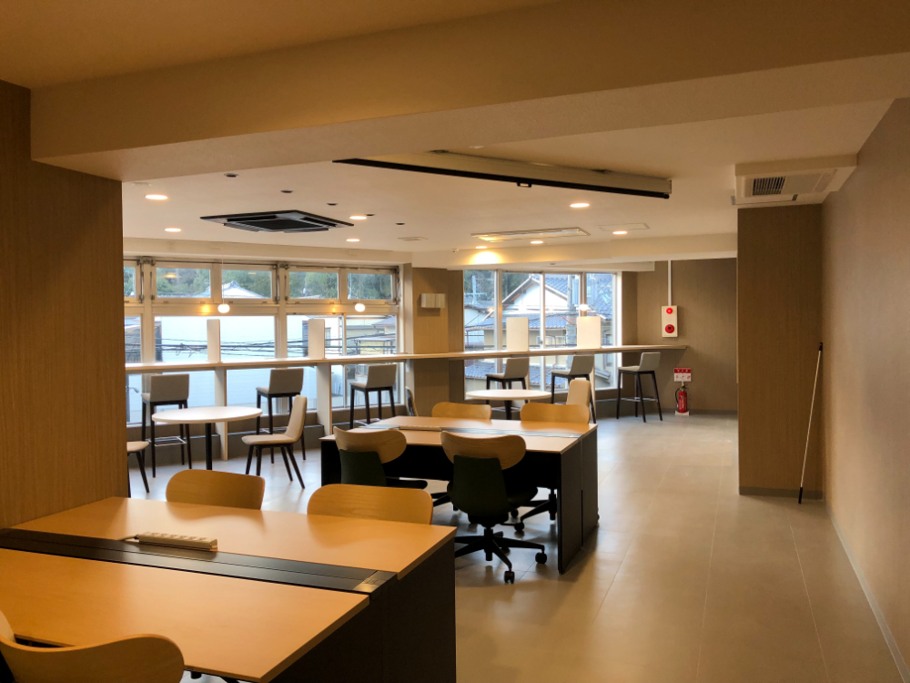 いいオフィス花園駅前（京都） by THE LIMELIGHT