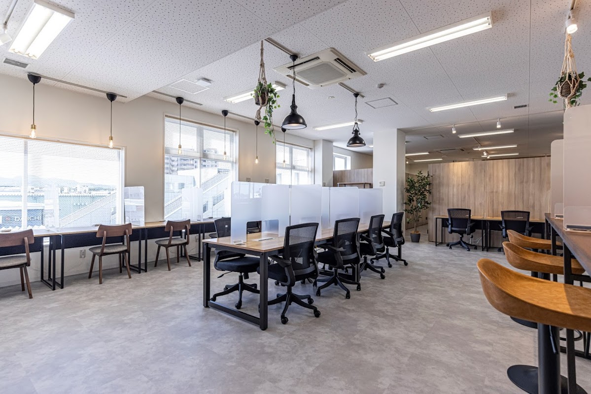 Q-Works FUKUMA｜福間駅ナカのレンタルオフィス・コワーキングスペース