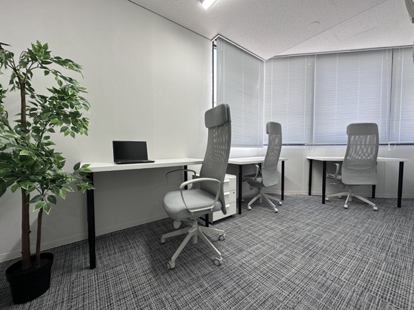 レンタルオフィスRe:ZONE松山01