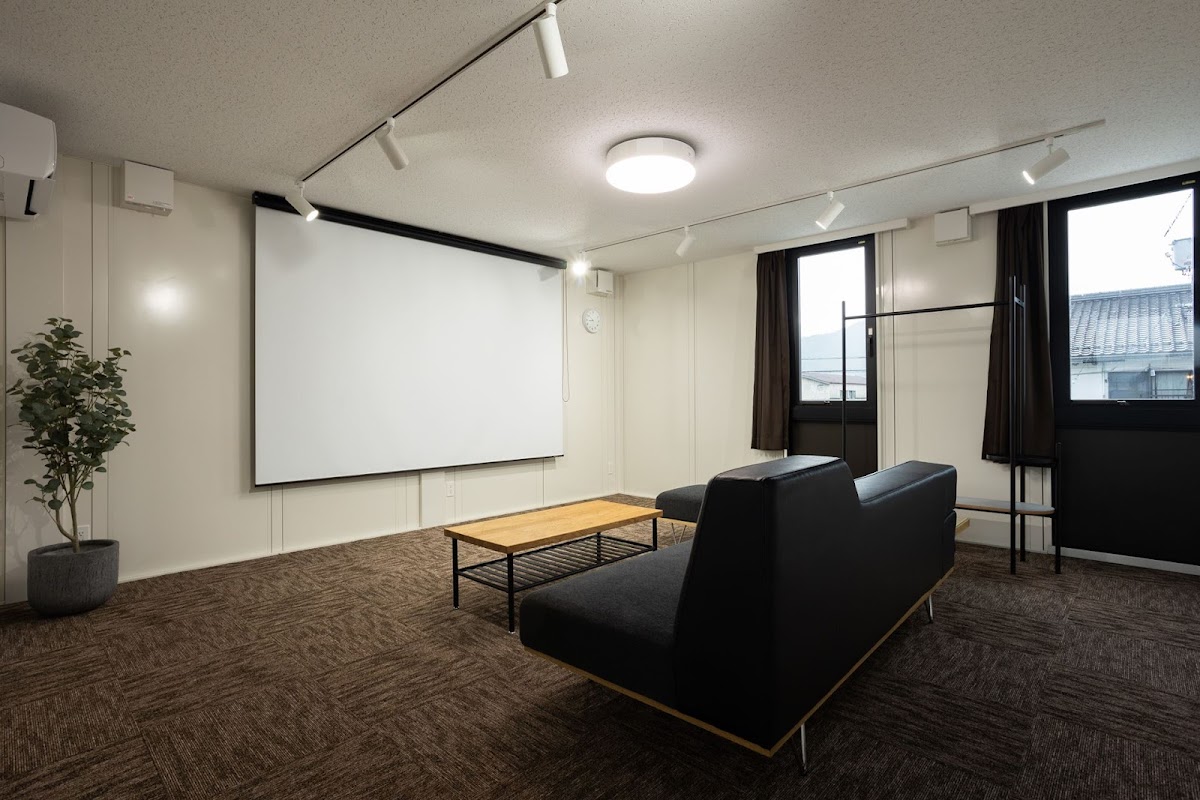 レンタルスペース ユースペース山口店