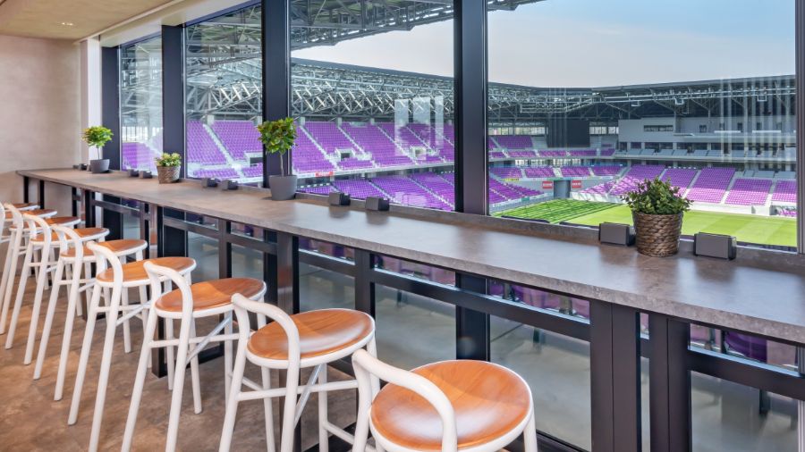 サンガスタジアム by KYOCERA CO-WORKING ZONE