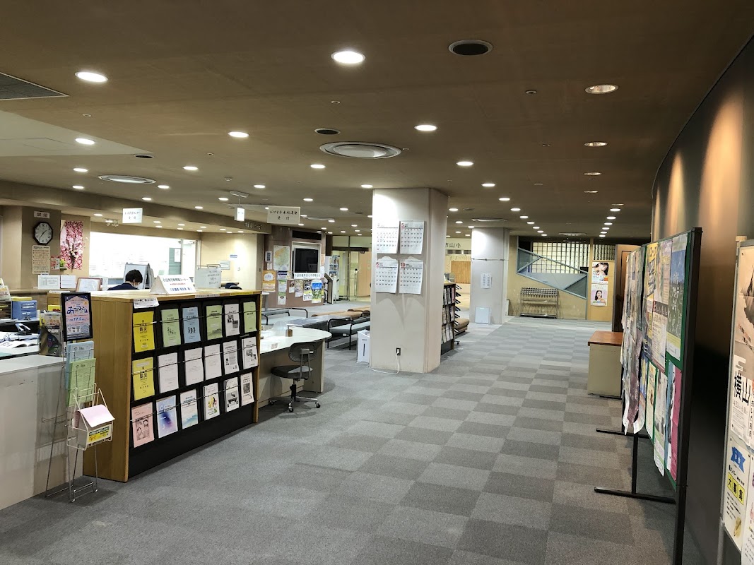 小山市立 生涯学習センター