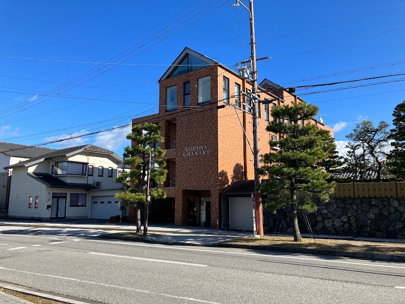 ソフィア・グランアート