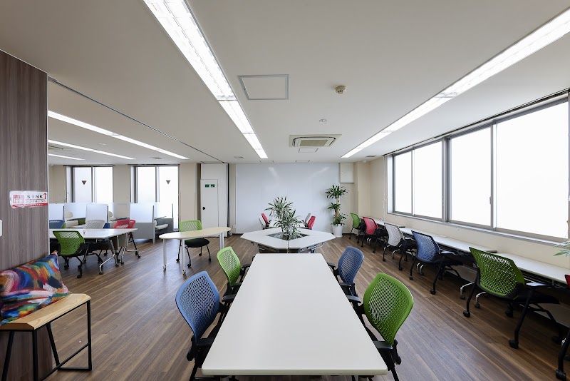 テレワーク＆インキュベーションセンター イコマド