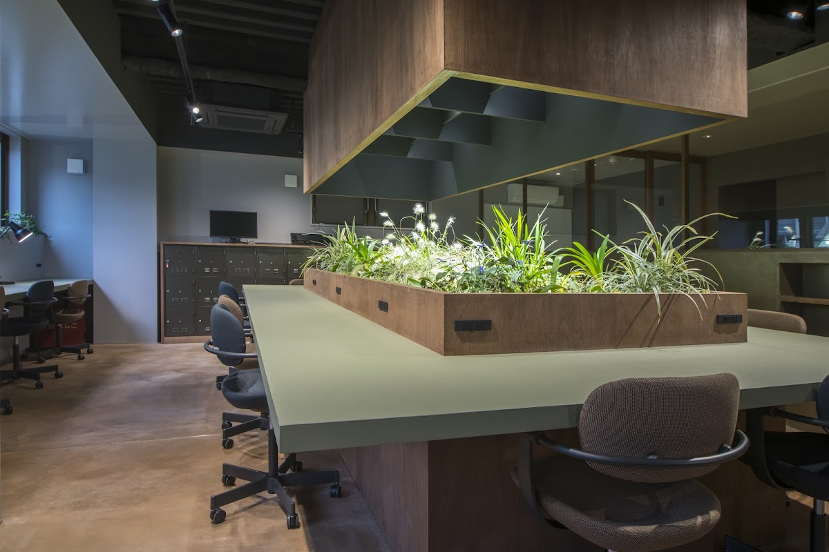 新城WORK(コワーキングスペース)