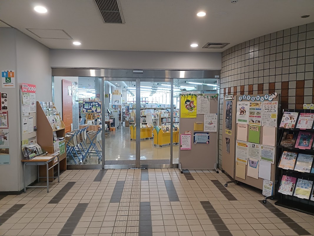 小郡市立図書館
