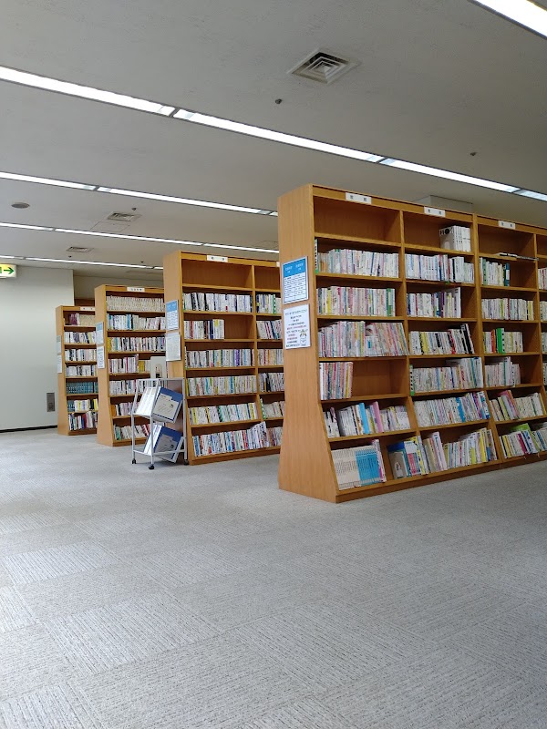 津図書館｜津リージョンプラザ内・市内9館2室の中央館