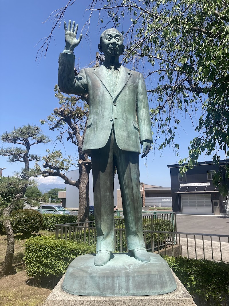 高崎市立 群馬図書館