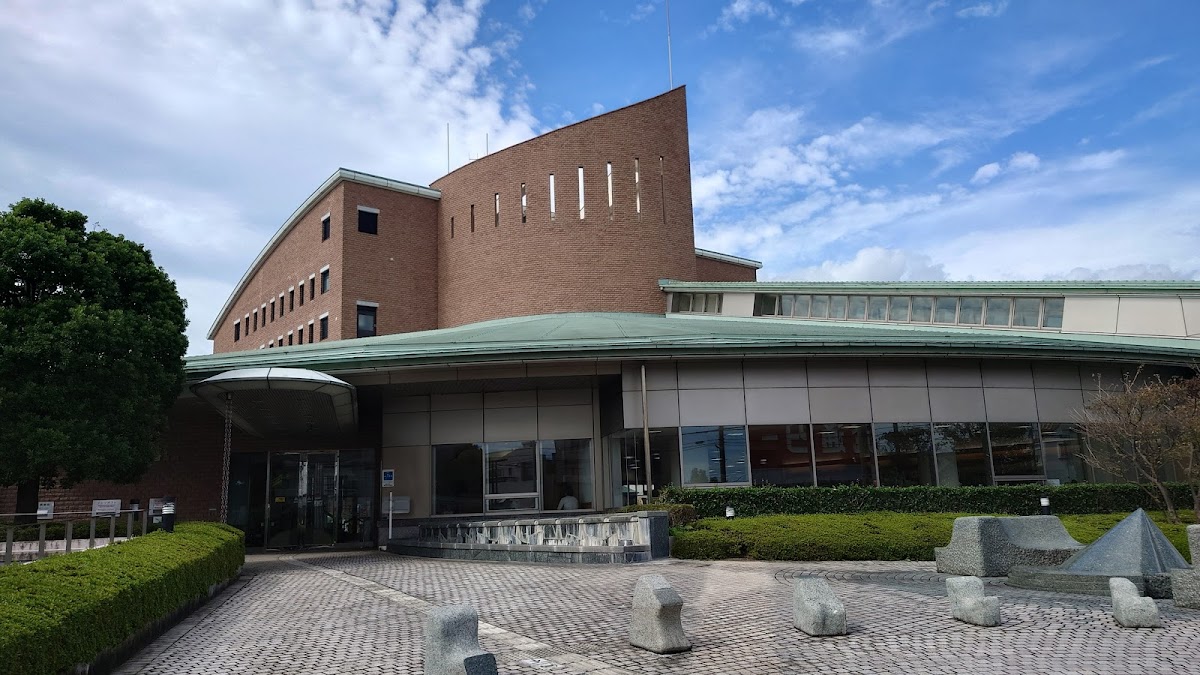 富士市立中央図書館