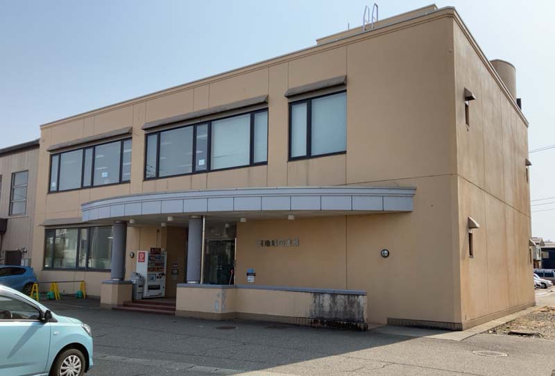 長岡市立 西地域図書館