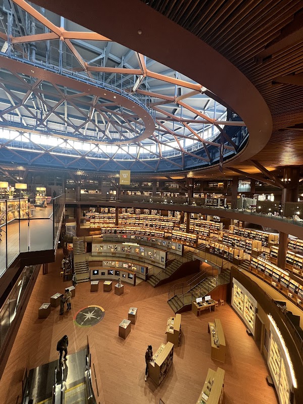 石川県立図書館