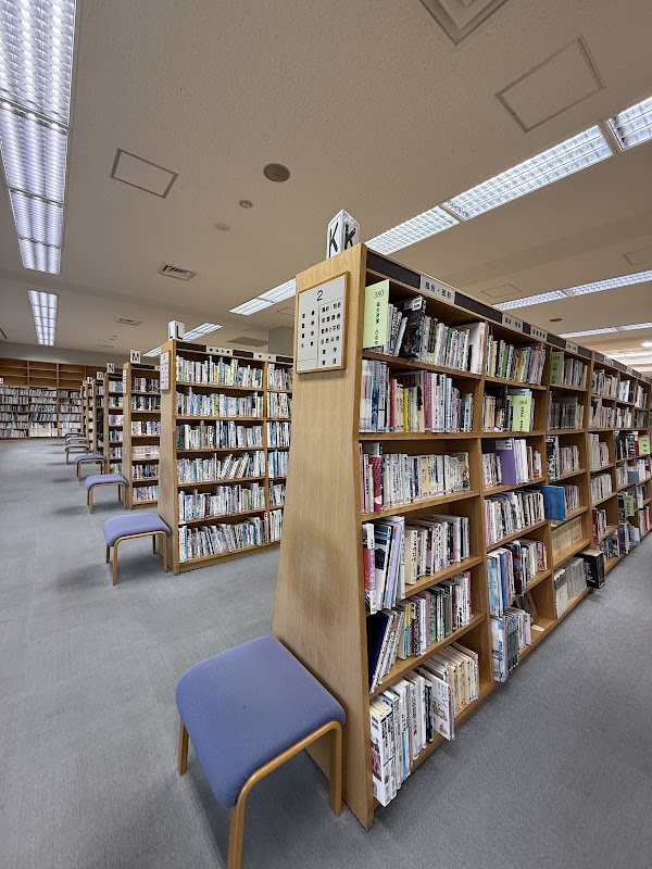 加賀市立中央図書館