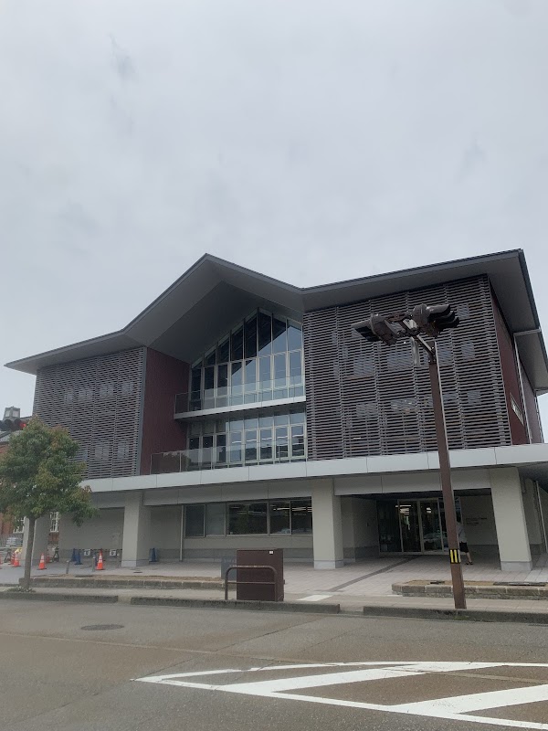 金沢市立玉川こども図書館
