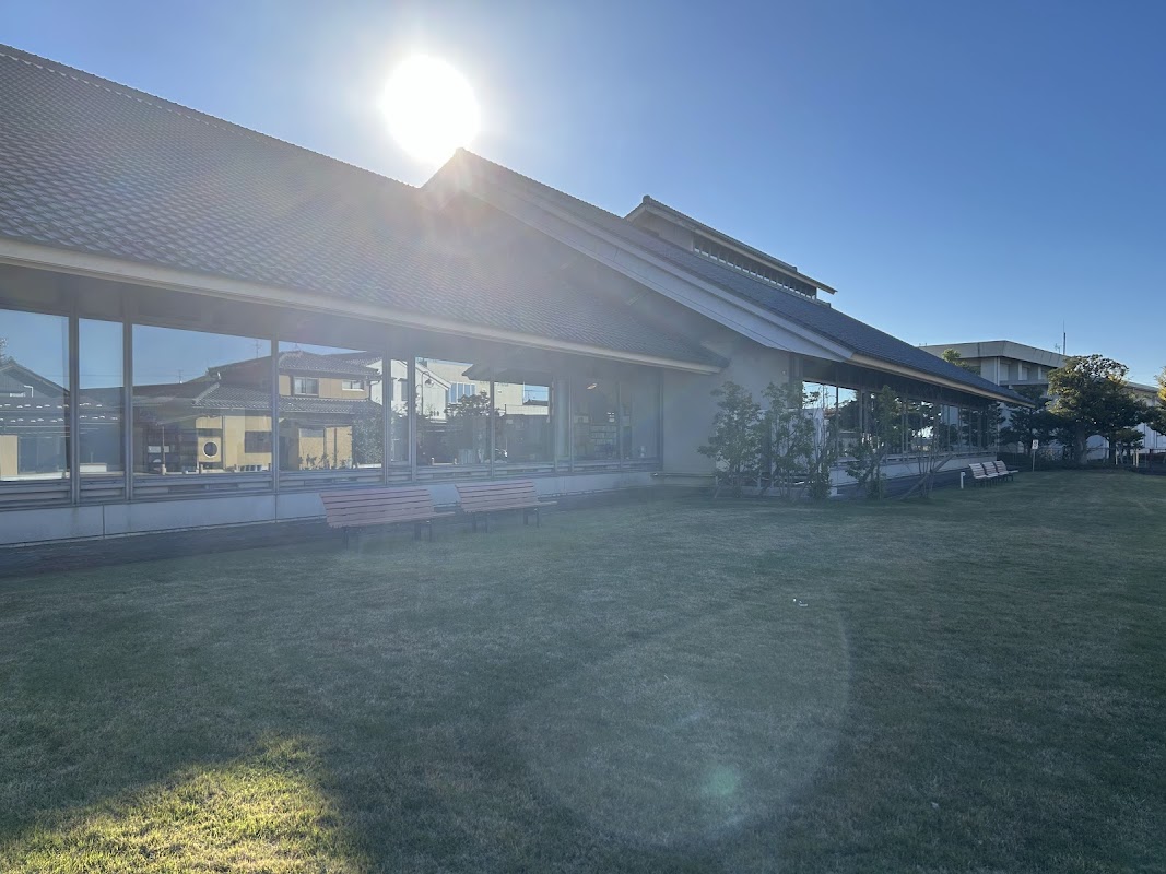 能美市立 寺井図書館