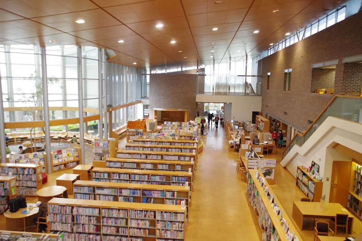 ひかわ図書館