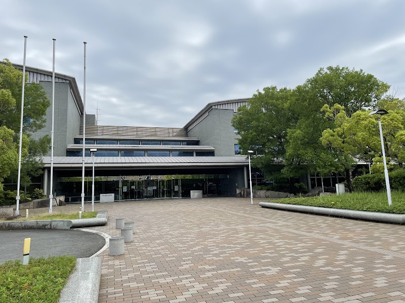 香川県立図書館
