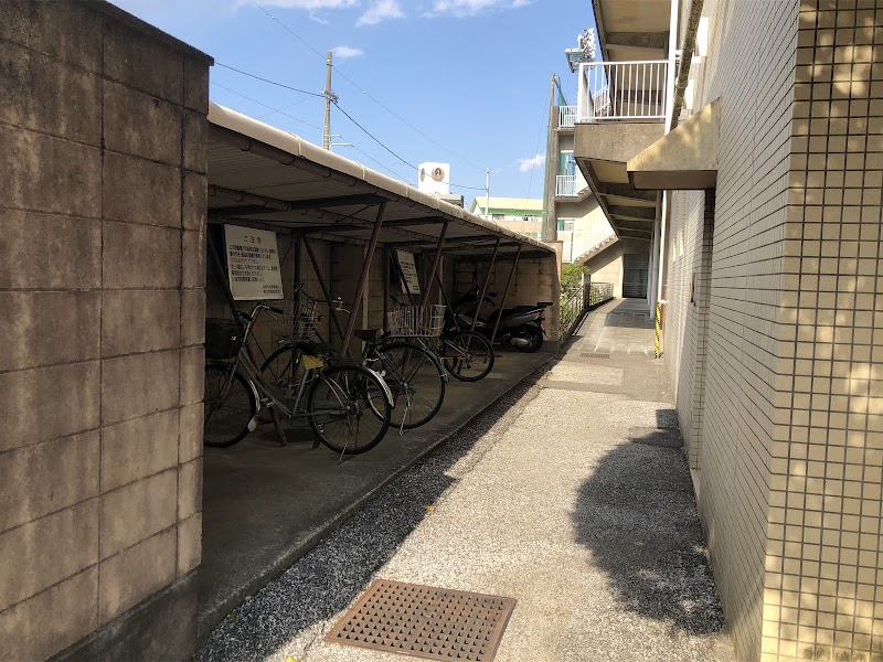 高知市立 潮江市民図書館