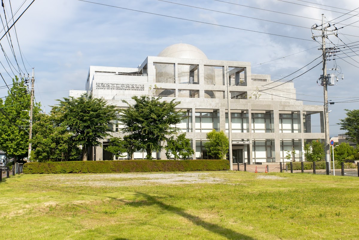 海老名市立中央図書館