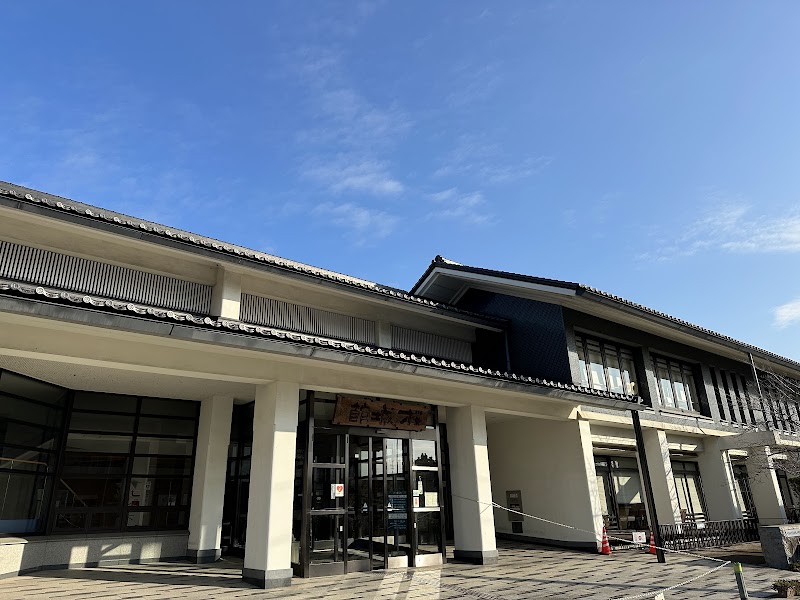 小城市民図書館 小城館