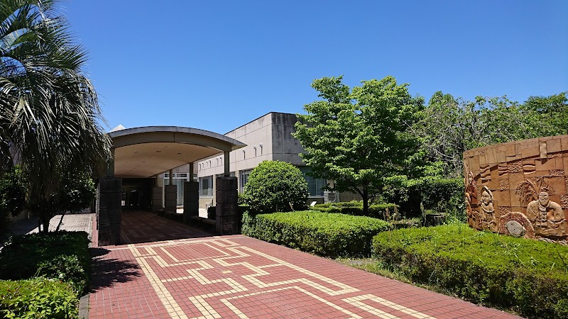 えびの市民図書館