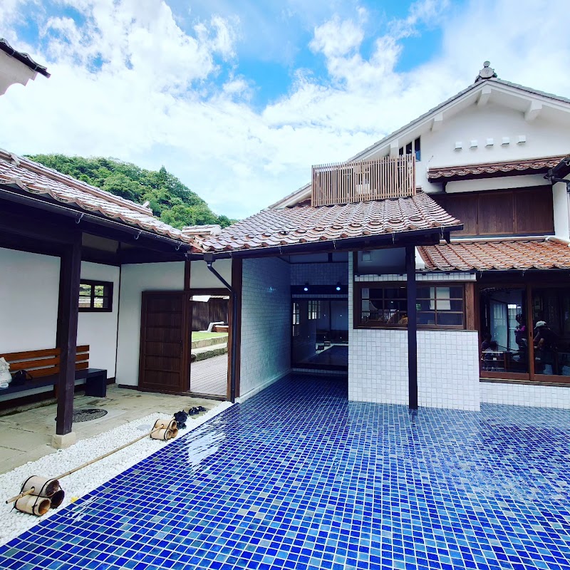 石見銀山まちを楽しくするライブラリー