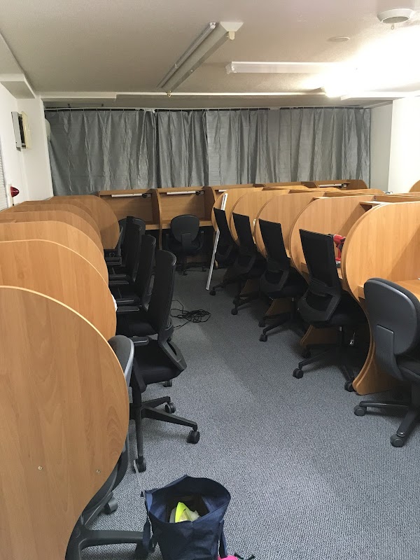 千葉駅有料自習室yaneura365千葉県庁店