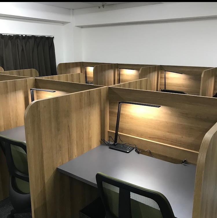 Study room.공방 (自習室）