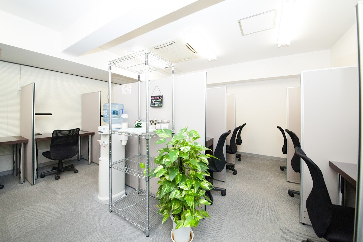 おとな自習室＜自習室しんおおさか(西中島南方店)＞