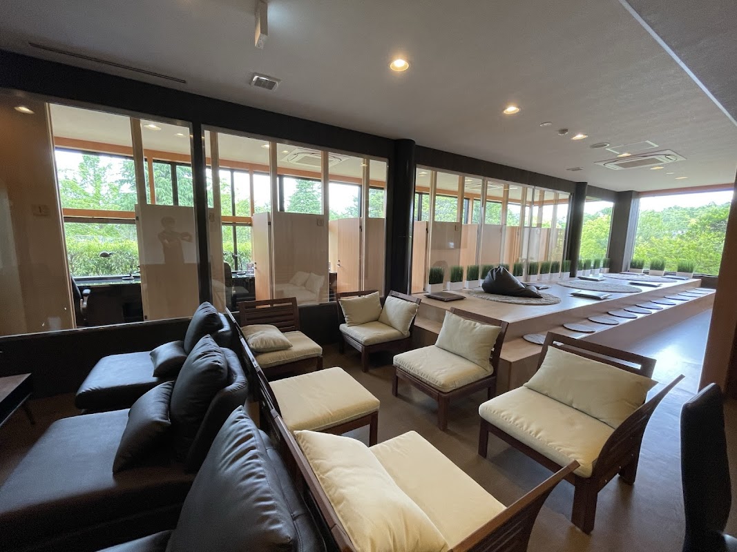 フォレストコワーキングNAGOMI（自習室・貸会議室）