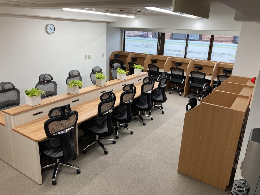 マナビバ＋ 小平駅1分【自習室・コワーキング】