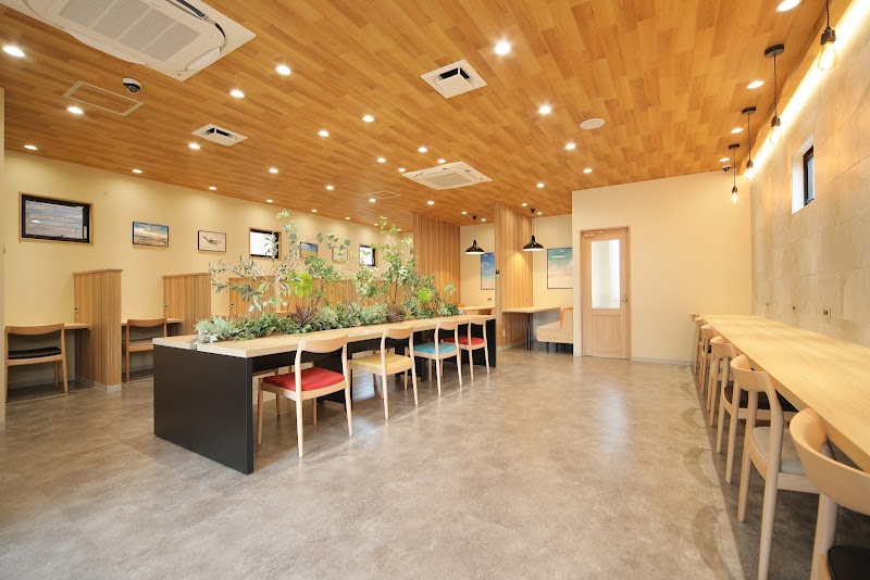 MOKU...パーソナル空間「みんなの自習室」