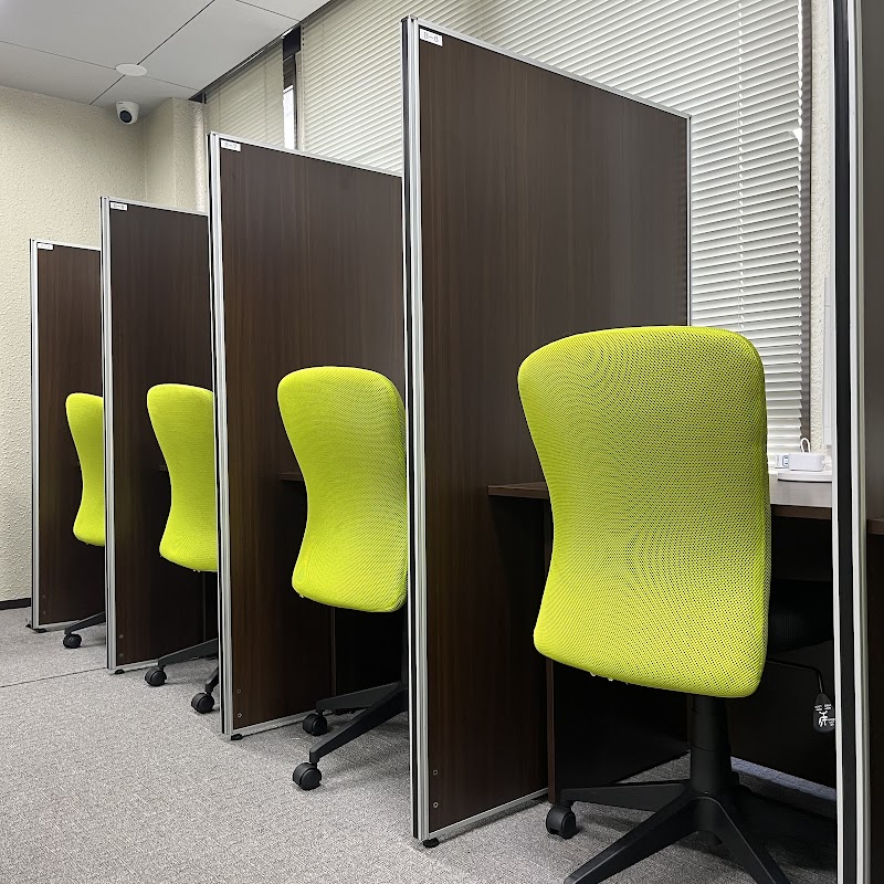 自習室プラス伊丹