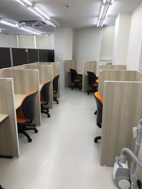 自習室プラス塚口