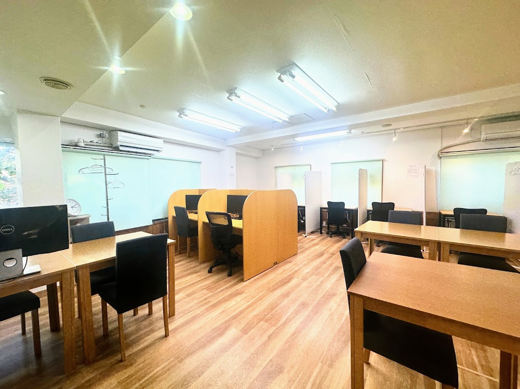 SaCuLa 千歳烏山 コワーキングスペース 自習室 24時間