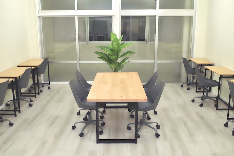 那覇自習室 | Study Lab